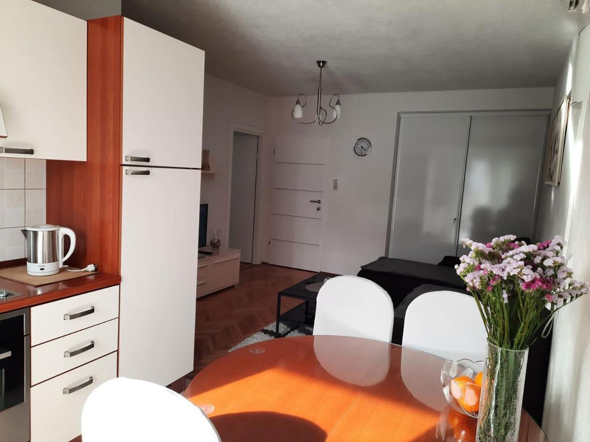 Apartments Rose Loboja Makarska Dış mekan fotoğraf