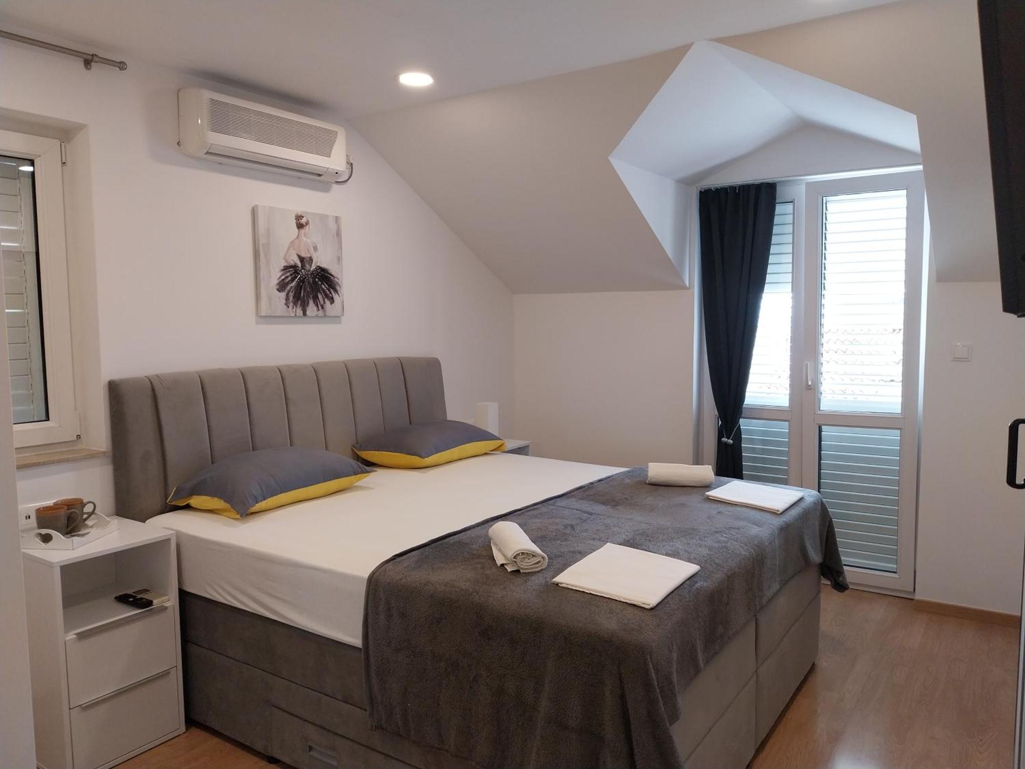 Apartments Rose Loboja Makarska Dış mekan fotoğraf