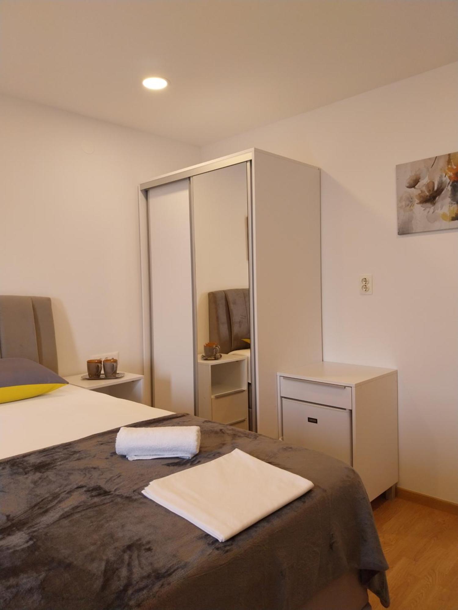Apartments Rose Loboja Makarska Dış mekan fotoğraf