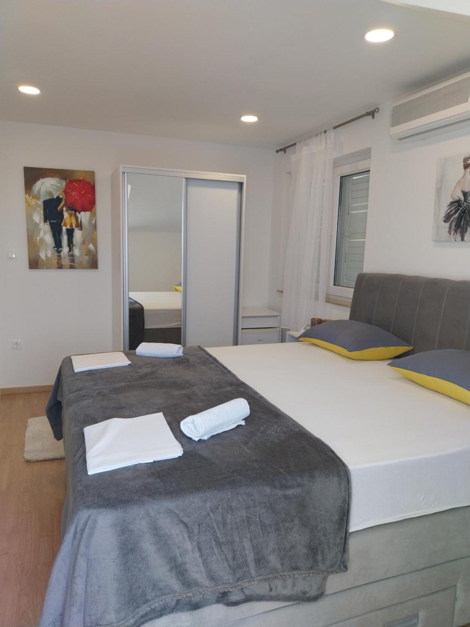 Apartments Rose Loboja Makarska Dış mekan fotoğraf
